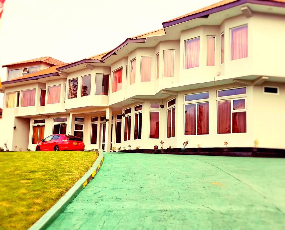 Vista Hotel Eden Hill Нувара Елия Екстериор снимка
