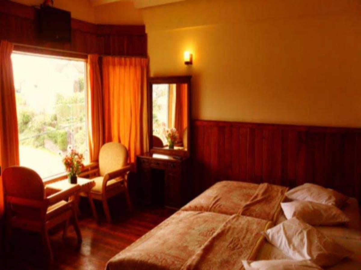 Vista Hotel Eden Hill Нувара Елия Екстериор снимка