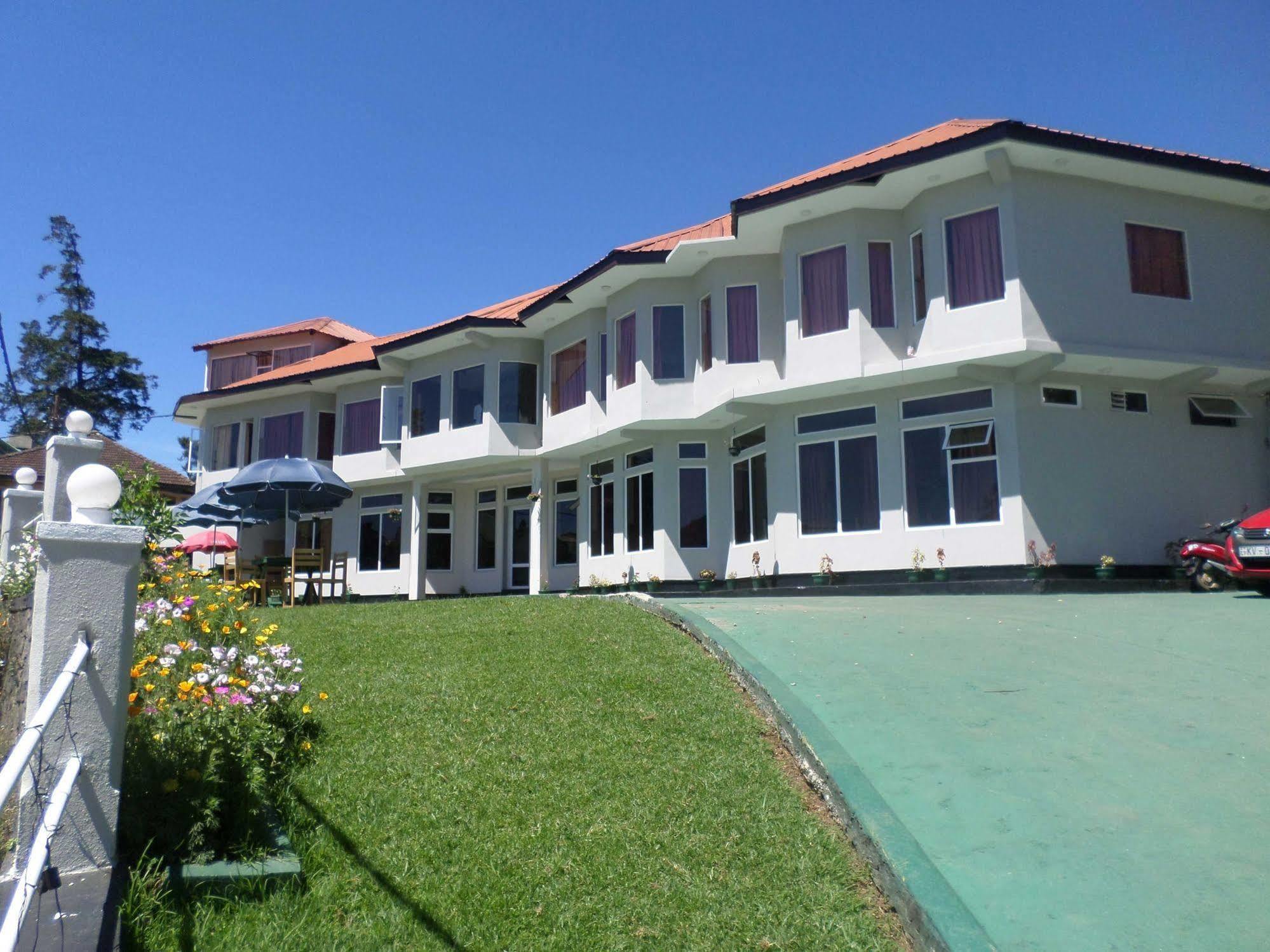 Vista Hotel Eden Hill Нувара Елия Екстериор снимка